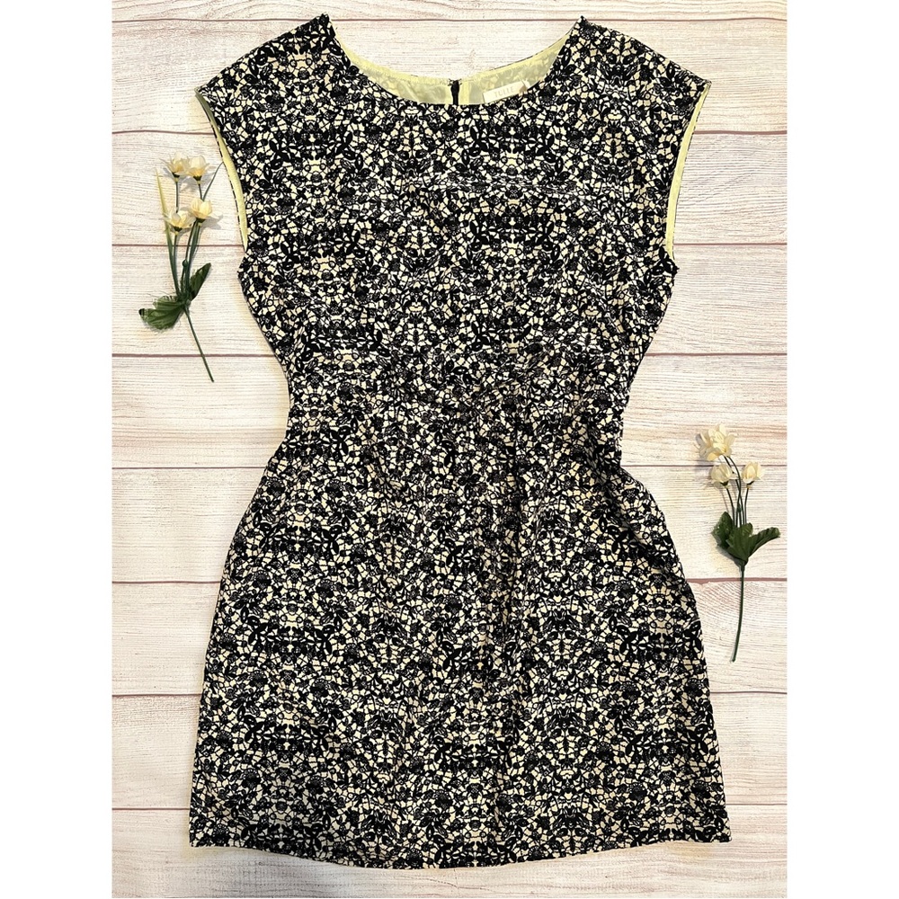 Tulle Floral Cap Sleeve Tie Front Mini Dress